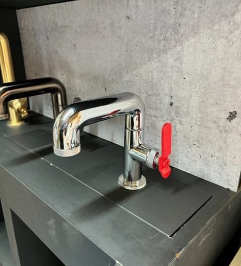 *Ex-display* Crosswater Union Basin Mixer - Chrome/Red Lever