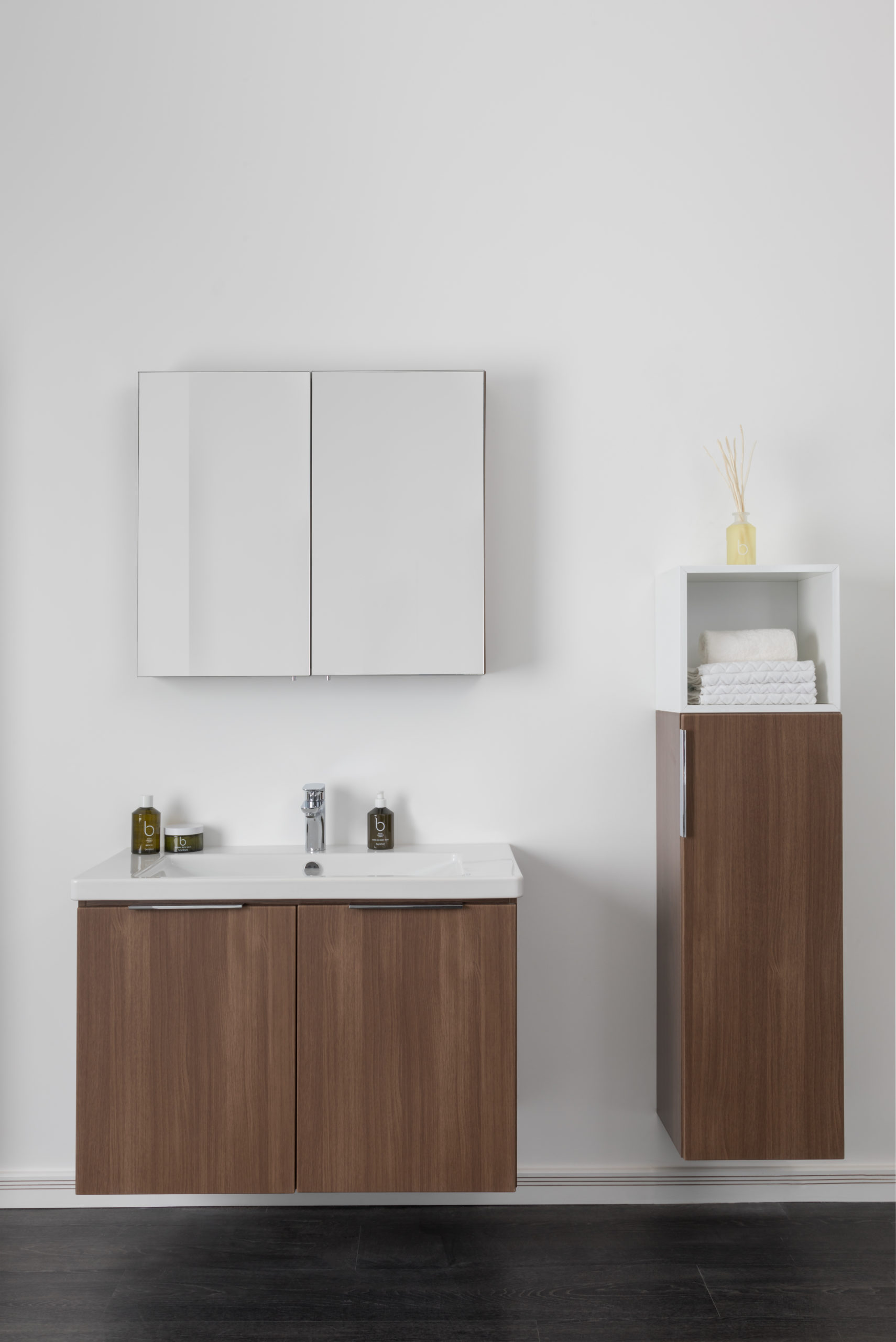 Vitra Ecora 900mm 2 Door Vanity Unit, Basin & Storage Unit - Dark Oak