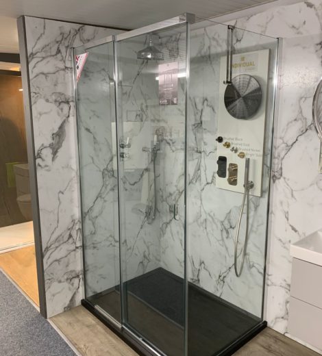 *Ex-display* Kudos Pinnacle 8 Sliding Door, Side Panel & Tray 1200 x 900mm