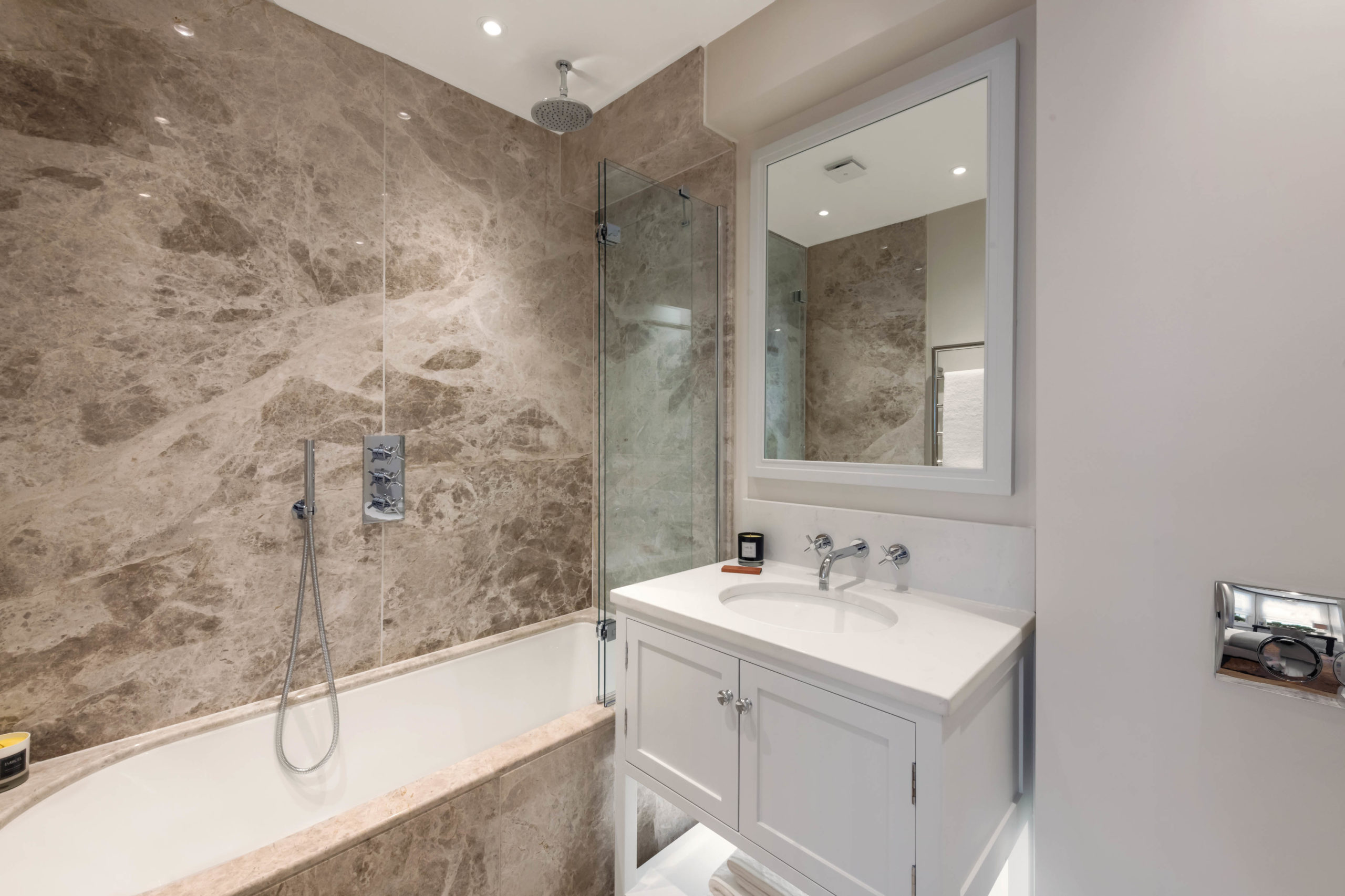 AWinship-5970-37-High