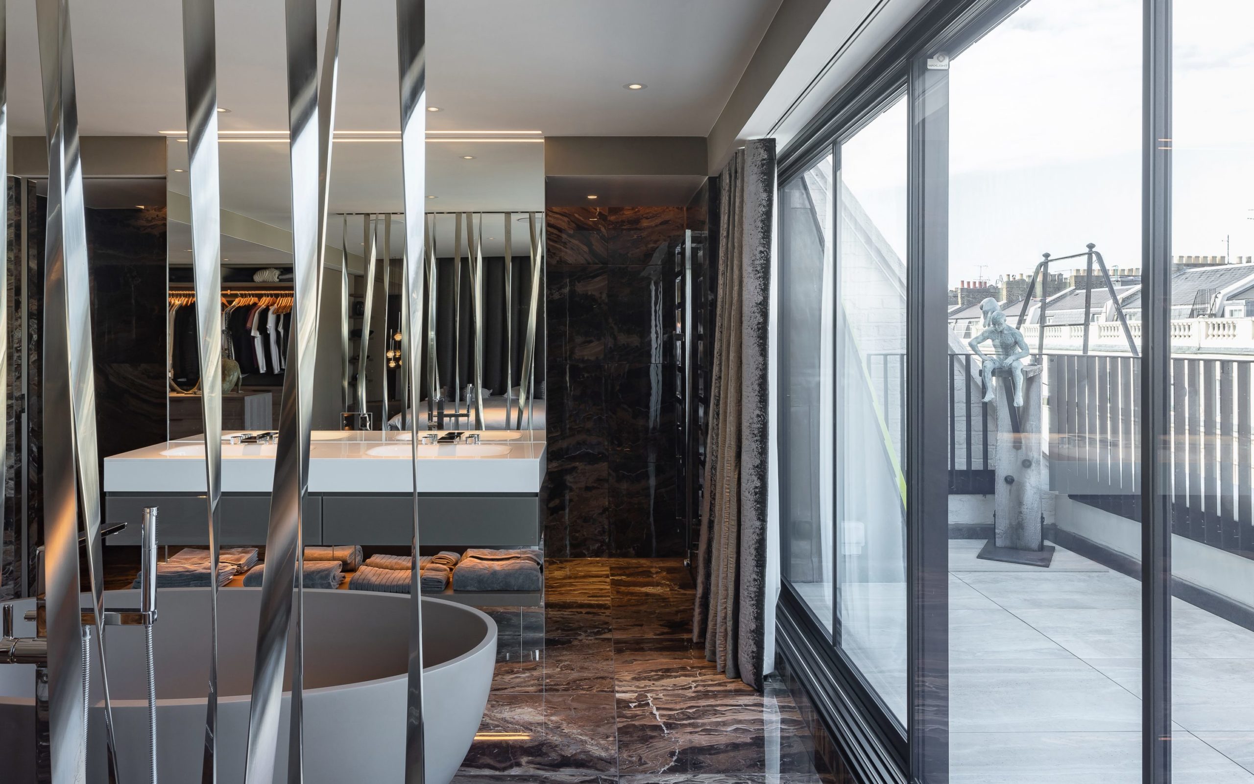 Pano_0090_0097-101120_Tigg__Coll_Eaton_Place-Large-3000x1876