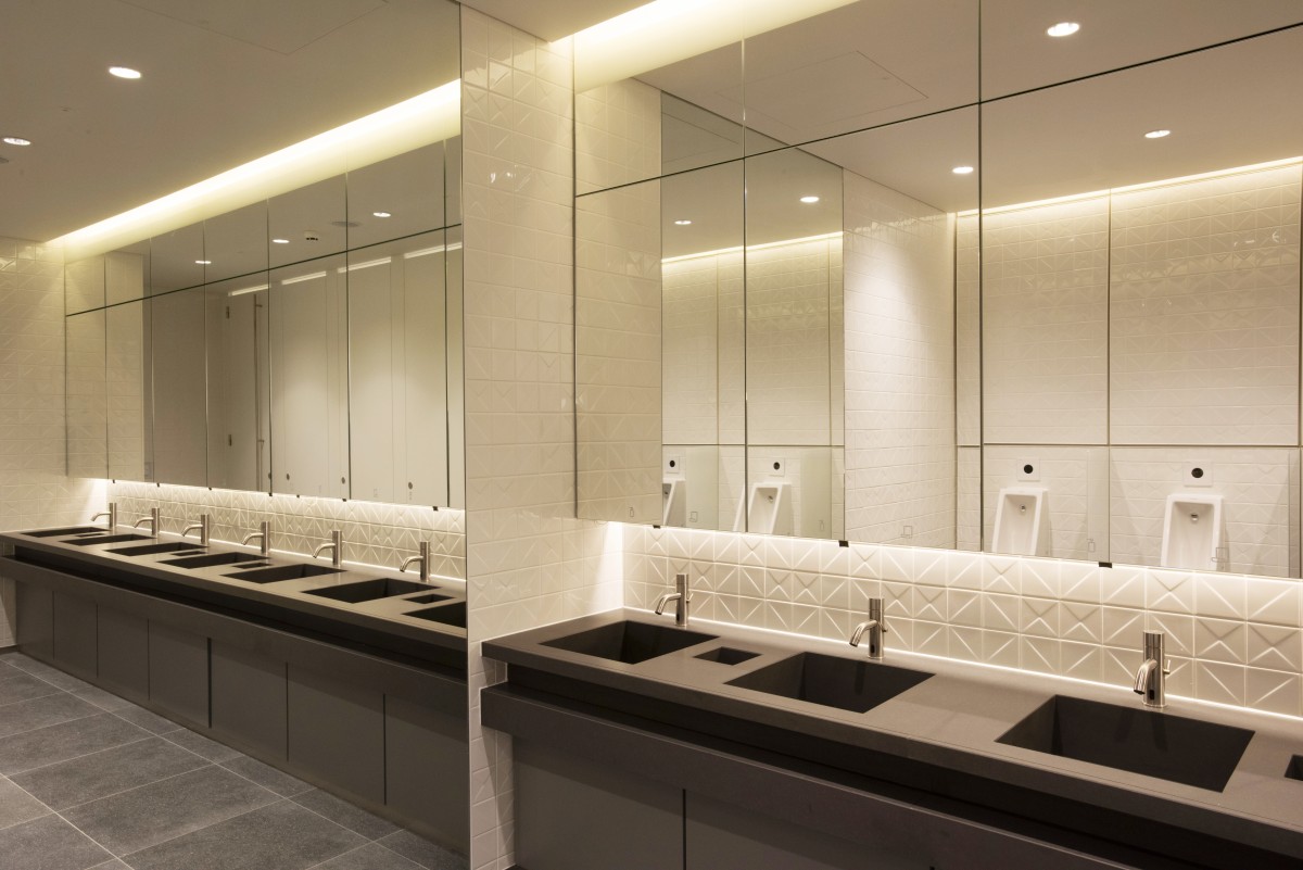 YXNzZXRzL3Byb2plY3RzL2Rhdmlka2luZ3Bob3RvLTA0Mi0oMSkuanBn